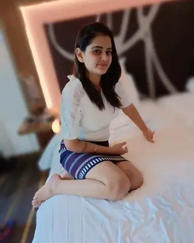 Escort Service In Sausar